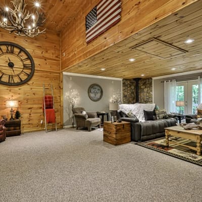 Foxhound Lodge mountain magic where hot tub dreams