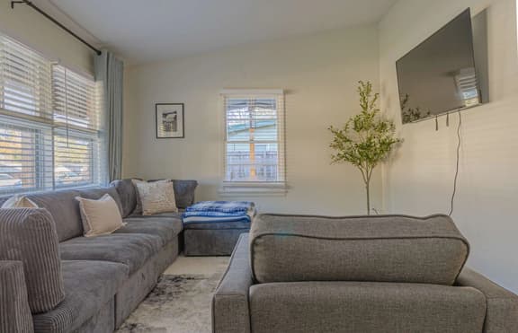 4BR•4Bed•Game Room•Workspace•Grill•Near Fort Moore